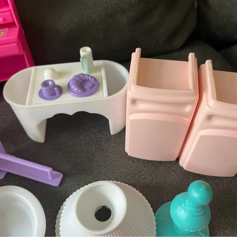 1990s Barbie Miscellaneous Home Accessories Photo Album Kitty Lamps Desk